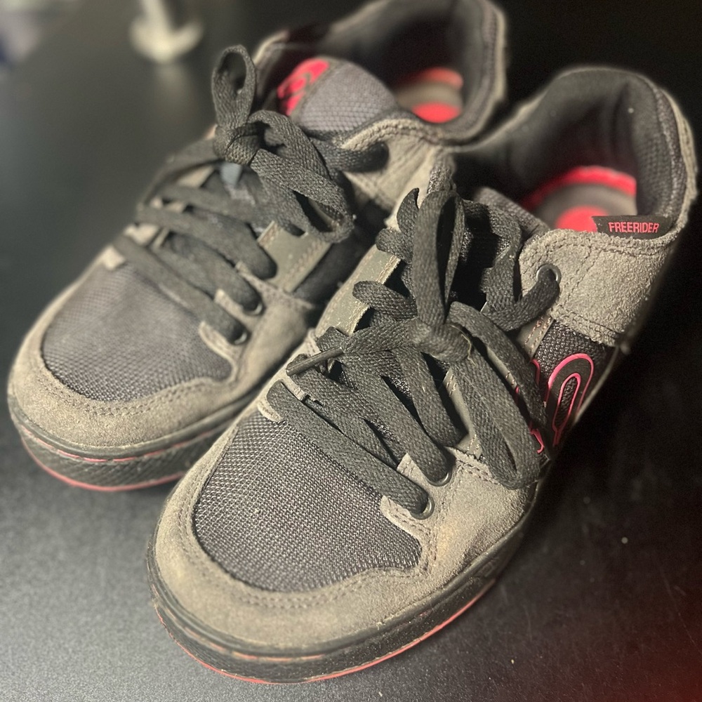 Women’s Grey, Black, and Pink Mountain Biking Shoes